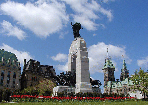 The Canadian National War Memorial in Ottawa.